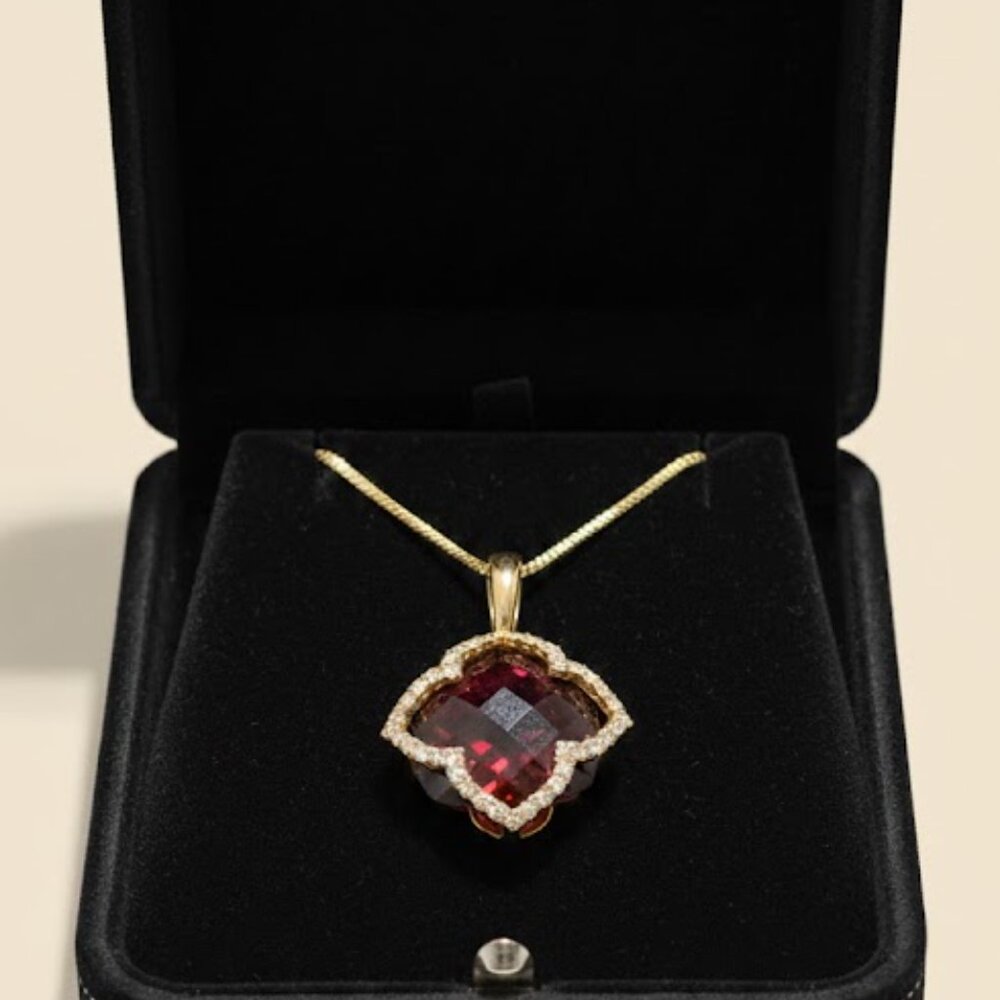 Garnet And Diamond Pendant and 18 inch Necklace 14k Yellow Gold. AMAZING!! - Picture 3 of 14